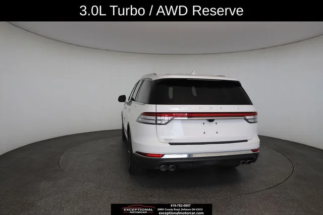 Used 2020 White Lincoln Reserve image 13