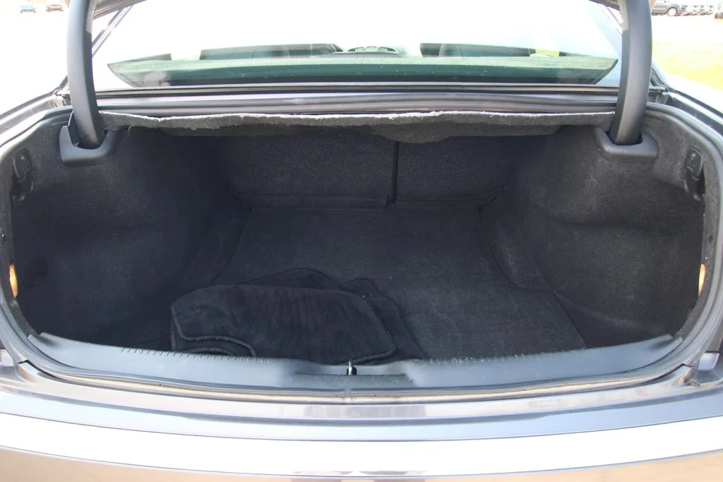 Used 2017 Gray Chrysler Limited image 14