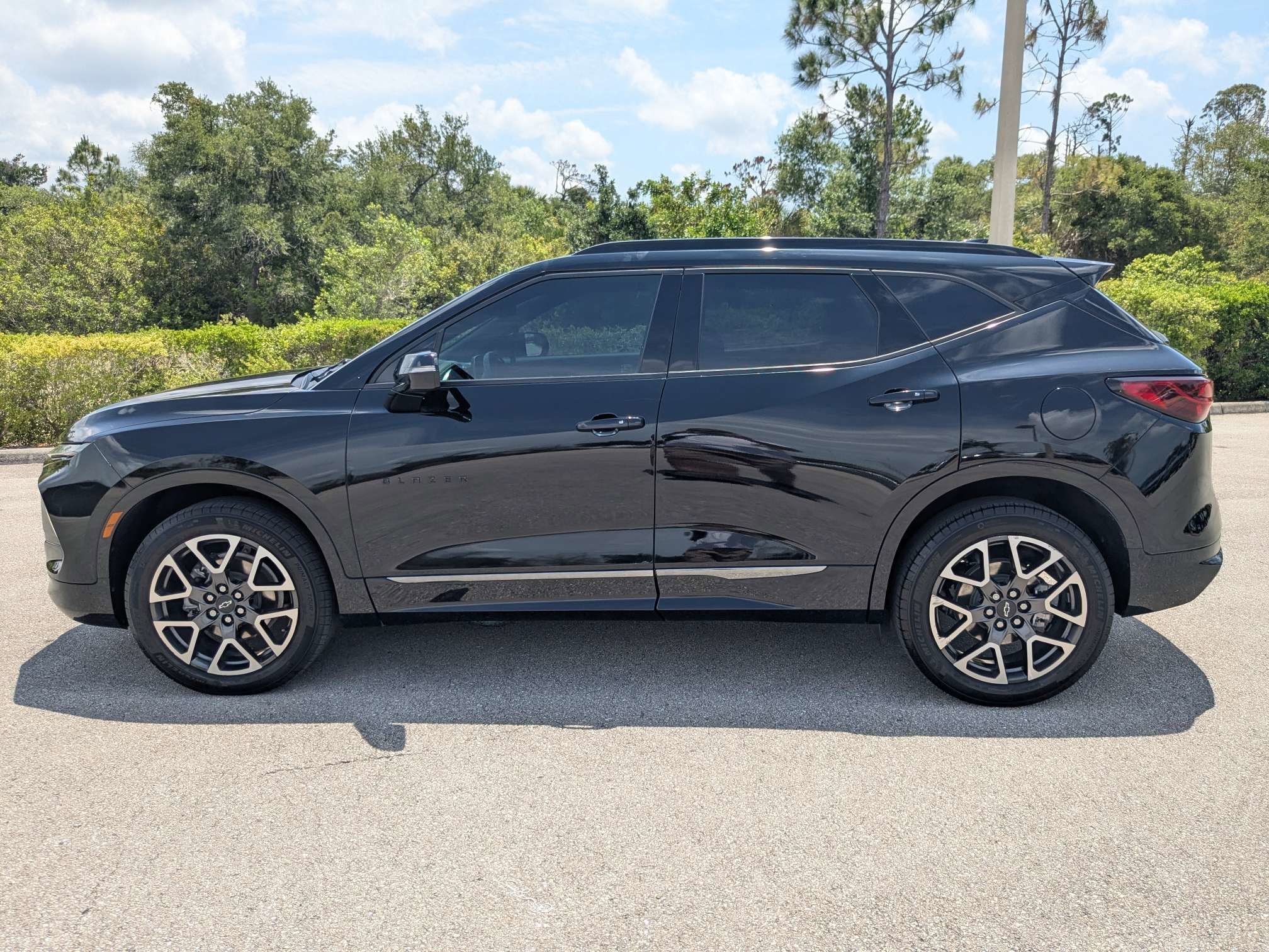Used 2023 Black Chevrolet RS image 8