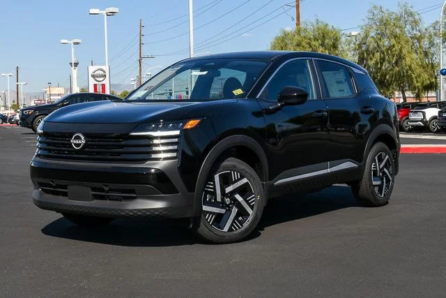 2026 Nissan Kicks 2.0 SV's photo