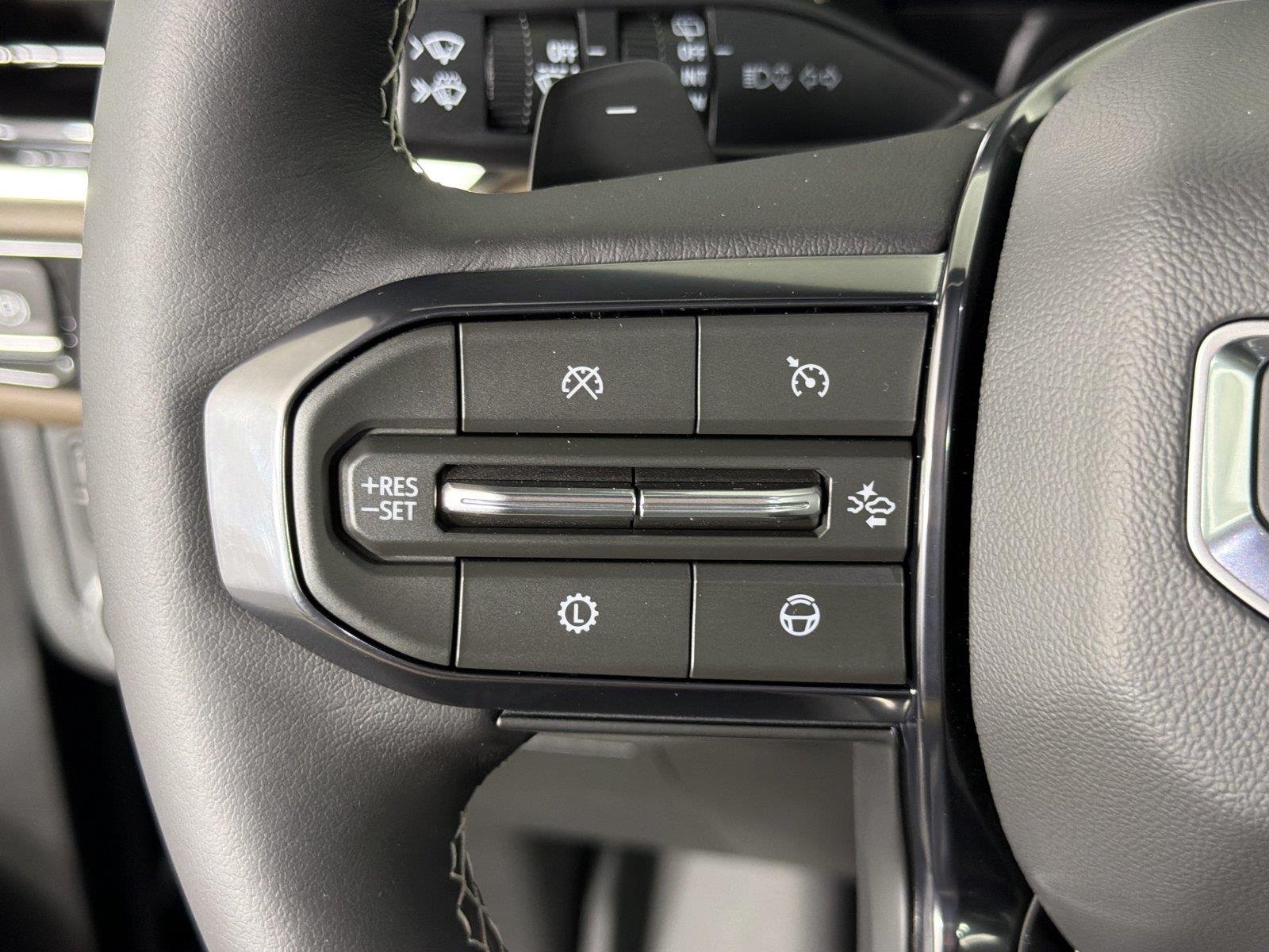 2027 GMC Yukon Denali Ultimate - Photo 28