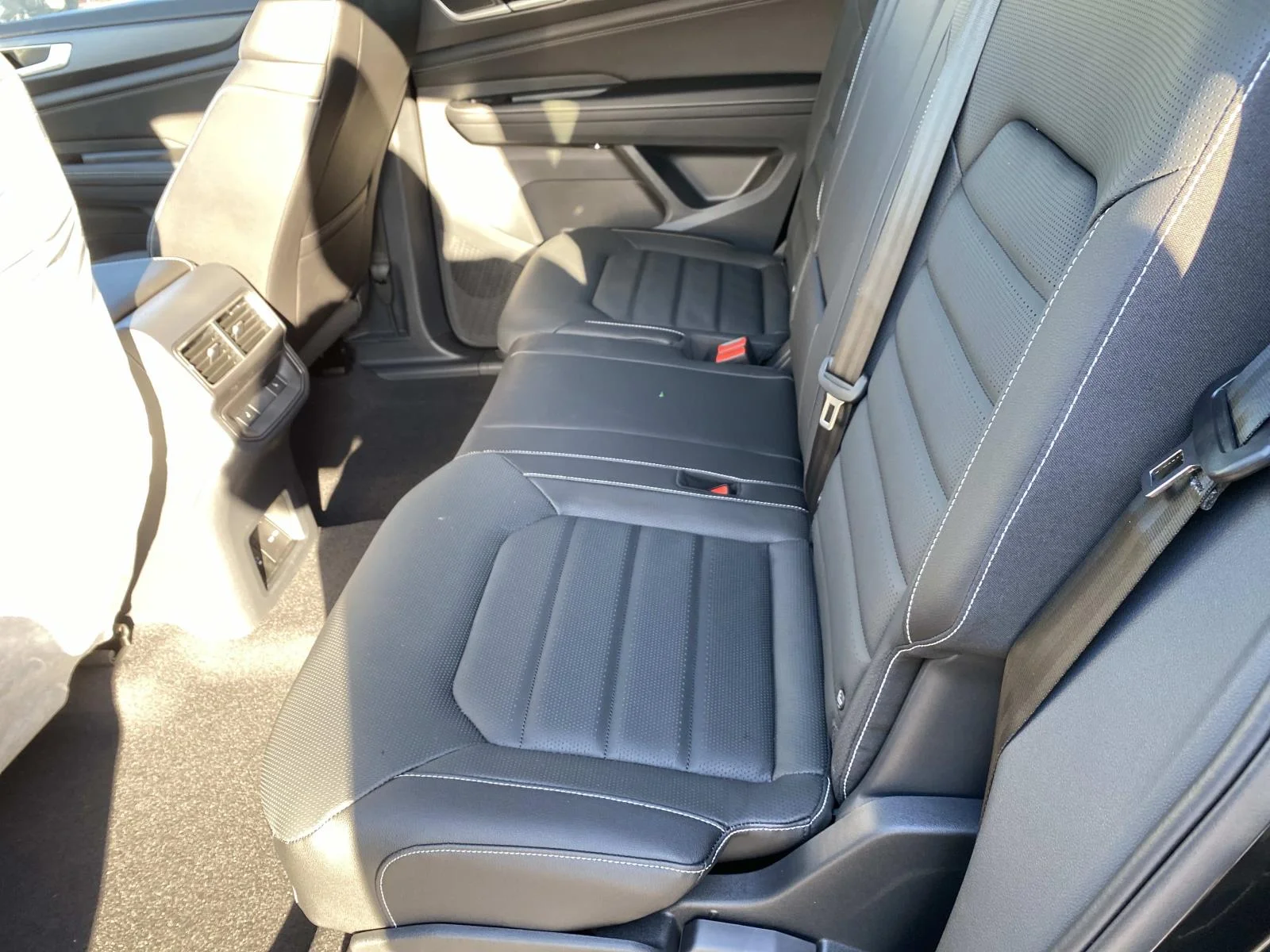 2026 Volkswagen Atlas Cross Sport SEL - Photo 7
