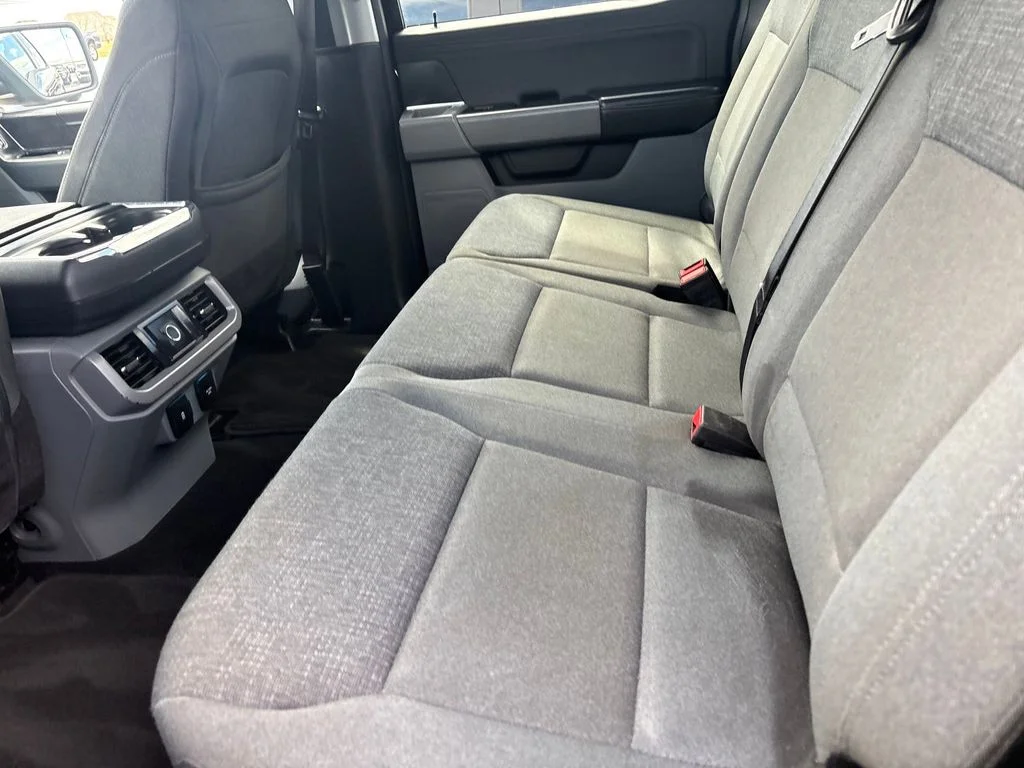 Used 2024 Black Ford XLT image 21