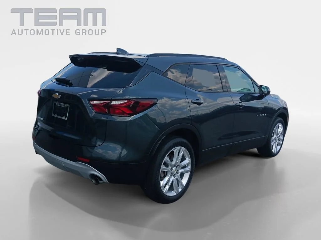 Used 2019 GRAPHITE METALLIC Chevrolet  image 7