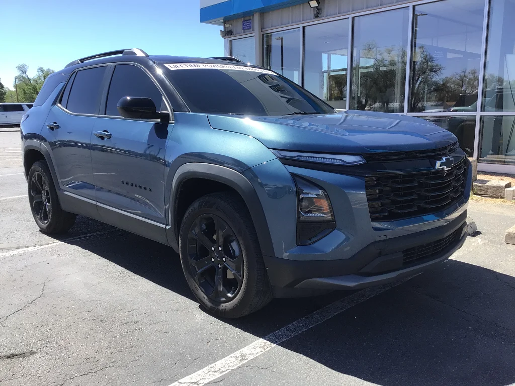Used 2025 Lakeshore Blue Metallic Chevrolet LT image 2