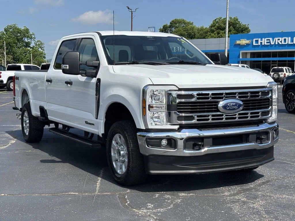 Used 2024 White Ford XLT image 4