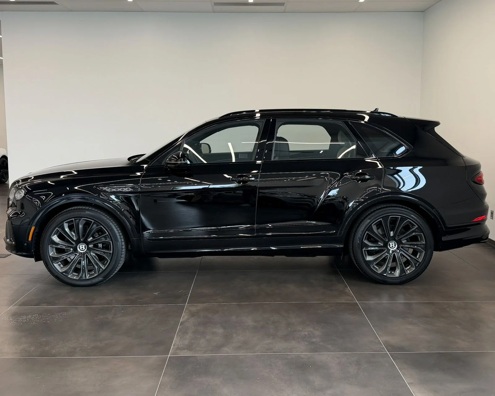 New 2027  Bentley  image 11