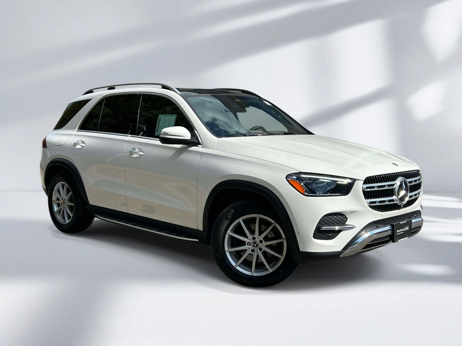 Certified Used 2024 Polar White Mercedes-Benz GLE 350 image 2