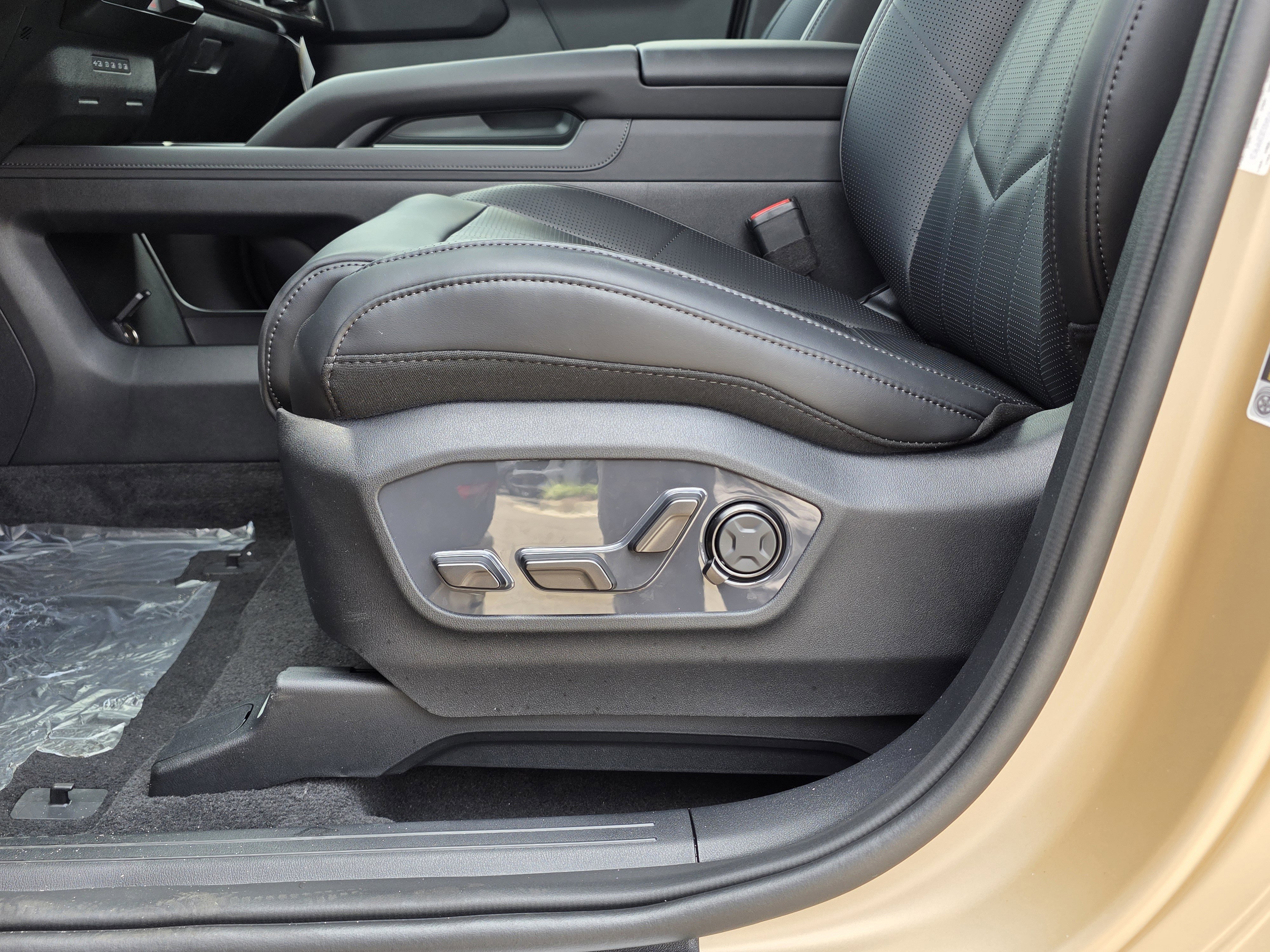 New 2027 Terrain Brown Matte Kia X-Pro SX Prestige image 11