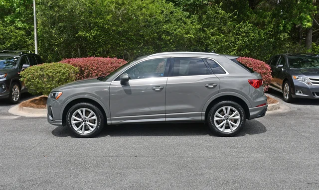 2021 Audi Q3 Premium