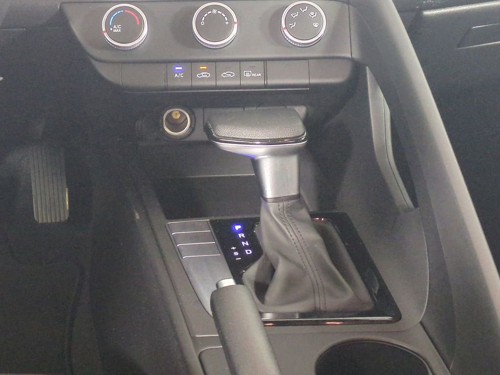 Used 2024 Red Hyundai SE image 20