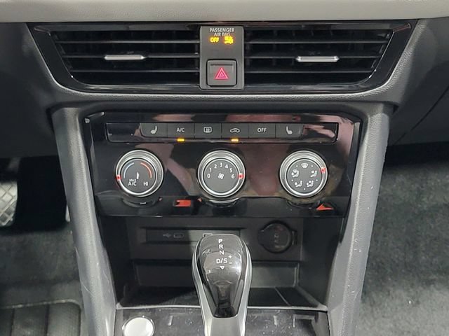 Used 2023 Gray Volkswagen 1.5T SE image 21