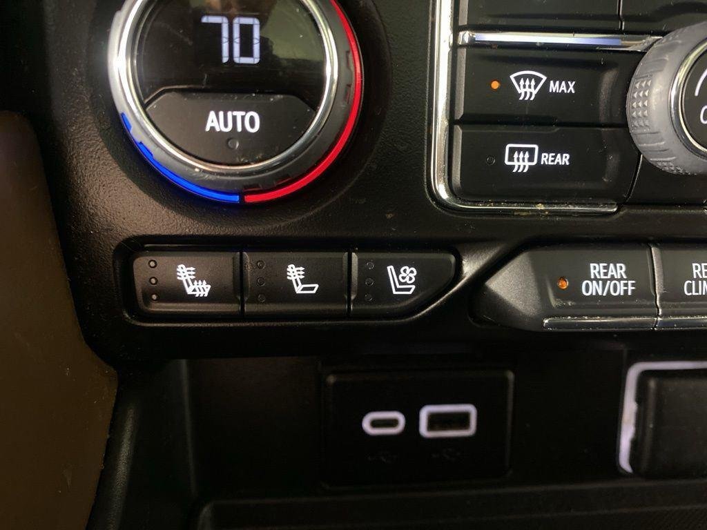 Used 2024 Pearl Chevrolet High Country image 22