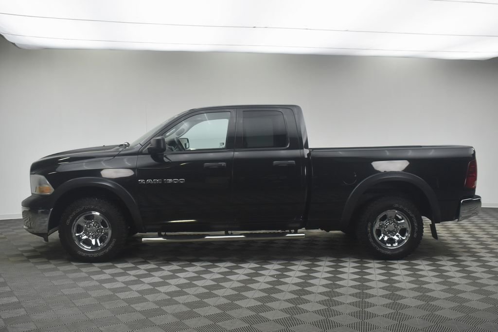 Used 2011 Brilliant Black Crystal Pearlcoat RAM ST image 10