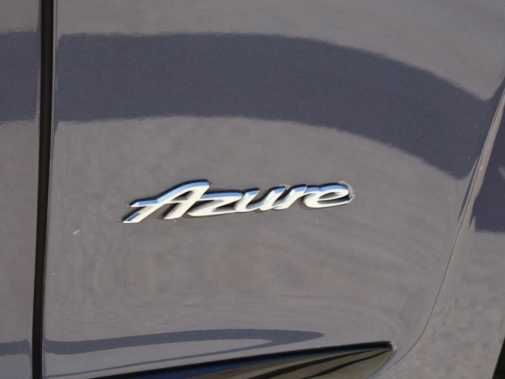 Used 2023 Gray Violet by Mulliner Bentley Azure image 9