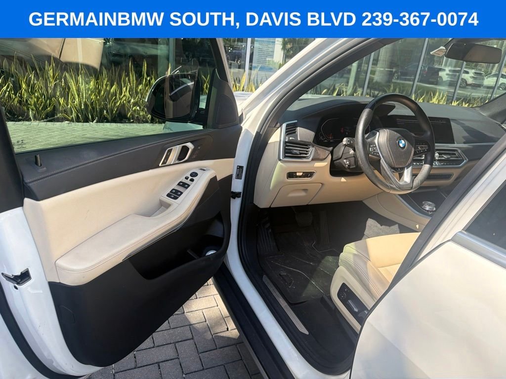 Used 2022 Alpine White BMW xDrive40i image 9