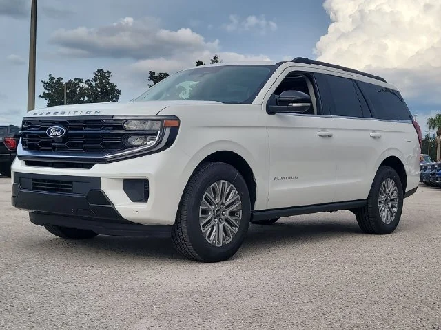 New 2027 White Metallic Ford Platinum image 36