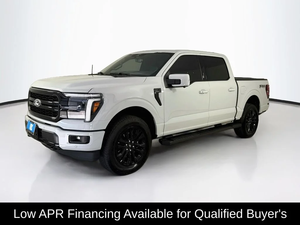 Used 2026 Avalanche Ford Lariat image 3