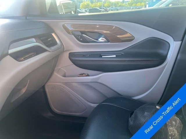 Used 2020 Summit White GMC SLE image 16