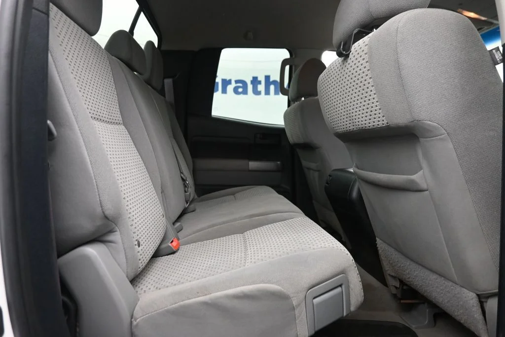 Used 2010 White Toyota Grade image 10