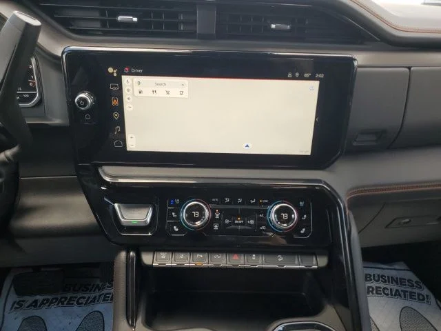 Used 2025 White GMC AT4 image 20
