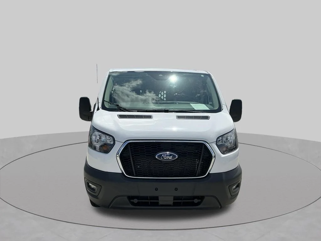 Used 2025 White Ford Base image 21