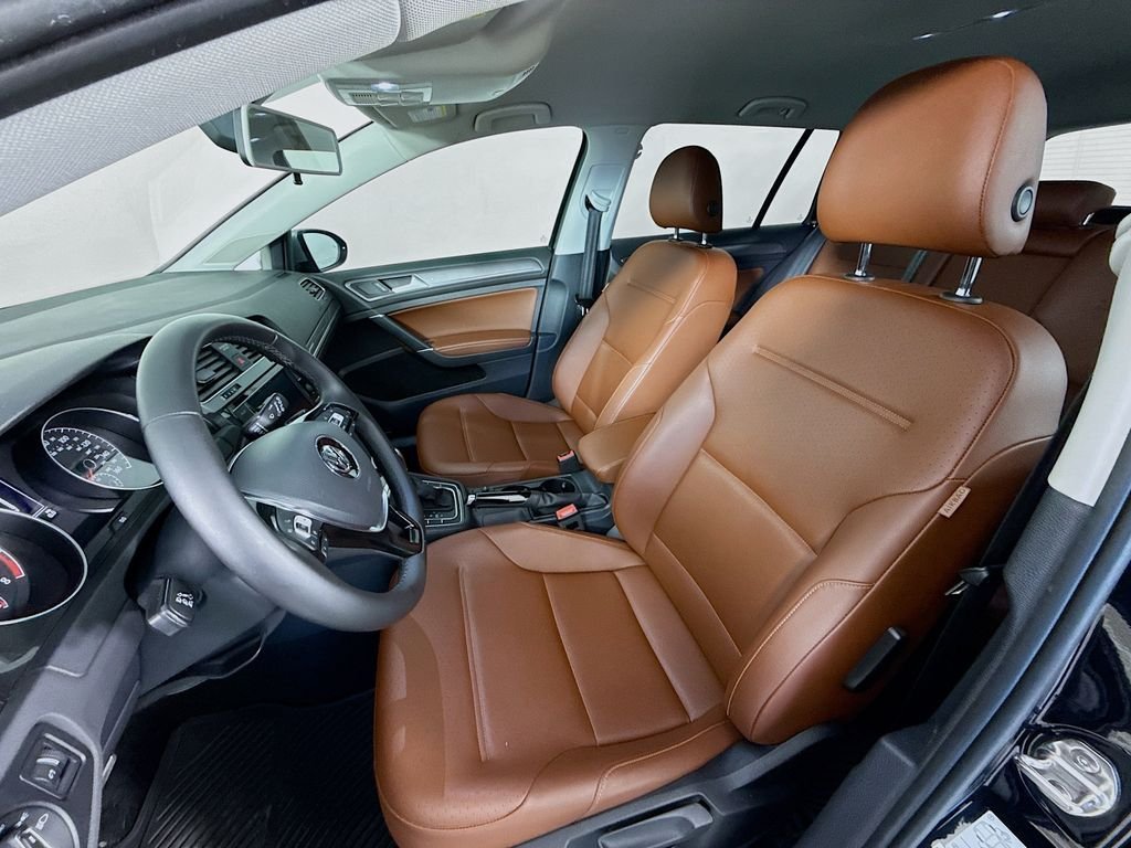 Used 2019 Black Volkswagen TSI S image 5