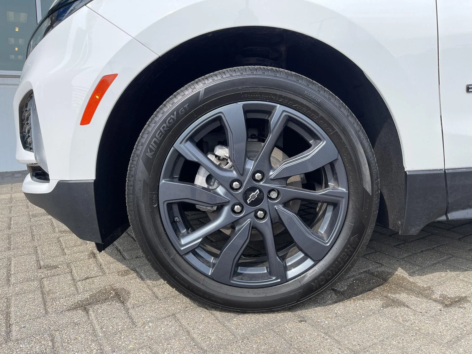 Used 2024 Summit White Chevrolet RS image 10