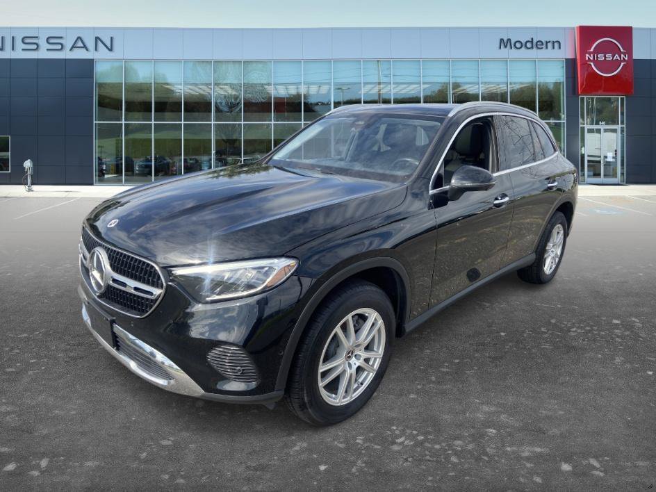 Used 2023 Black Mercedes-Benz GLC 300 image 1