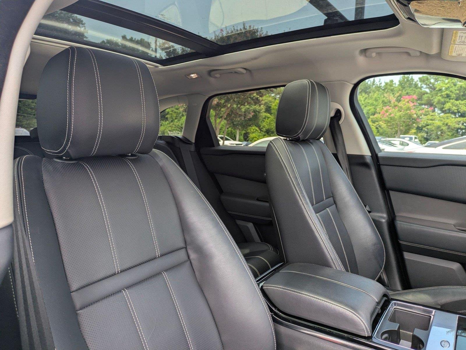Used 2019 Fuji White Land Rover S image 36