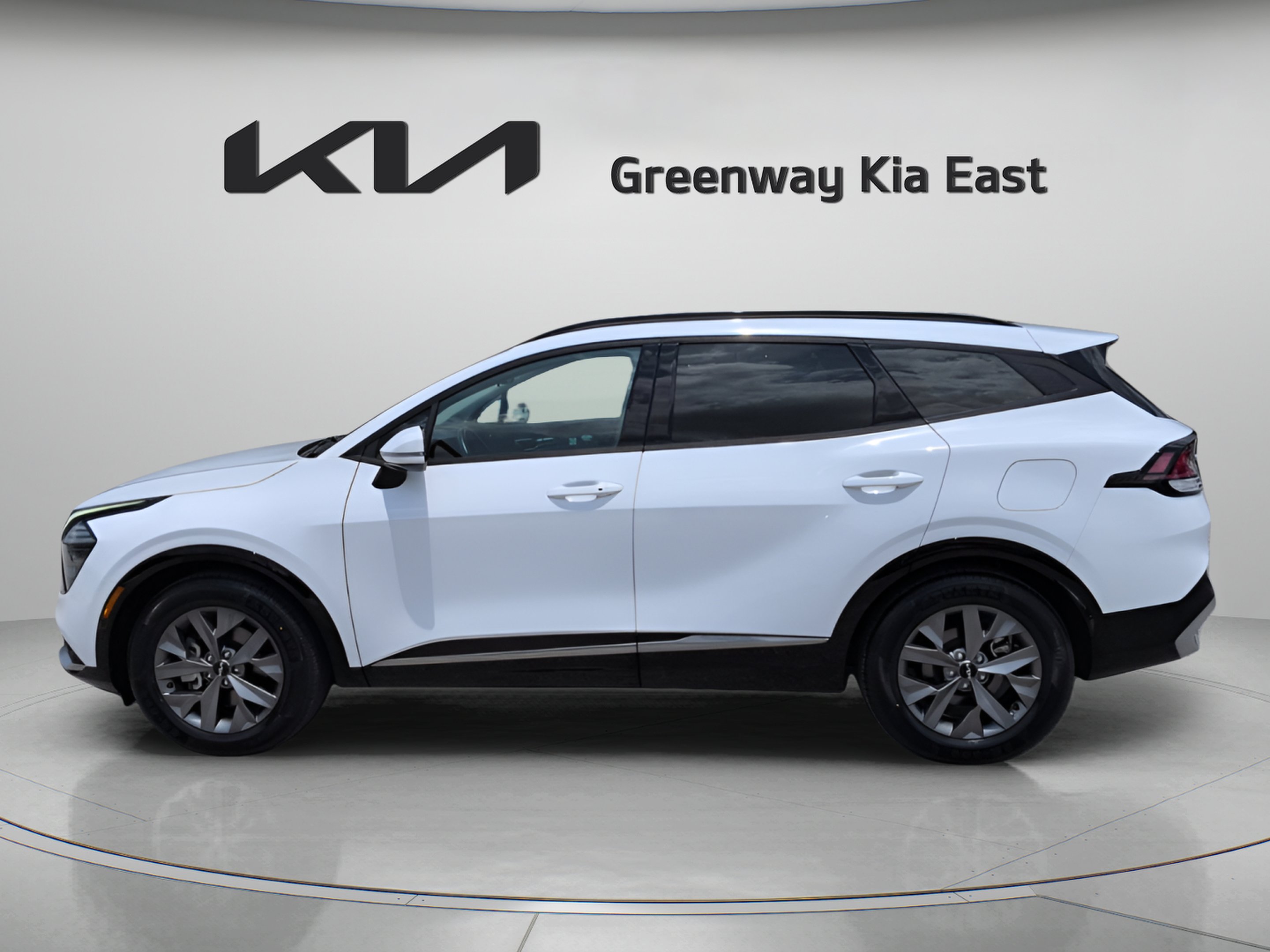 Certified Used 2024 Glacial White Pearl Kia SX image 8