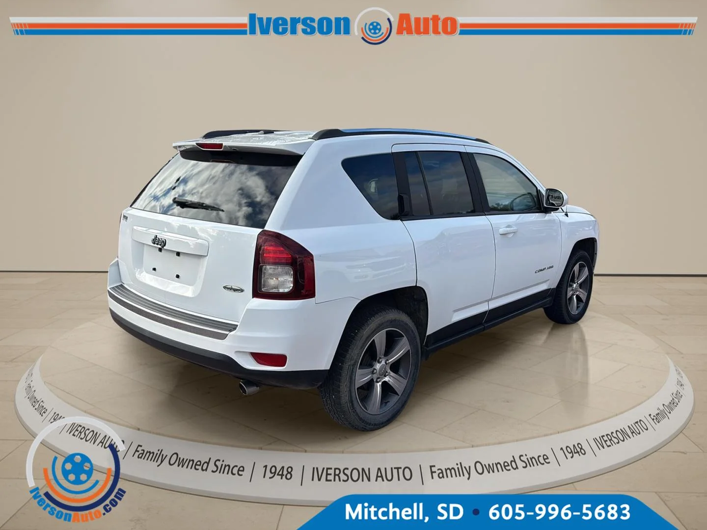 Used 2016 Bright White Clearcoat Jeep High Altitude Edition image 4
