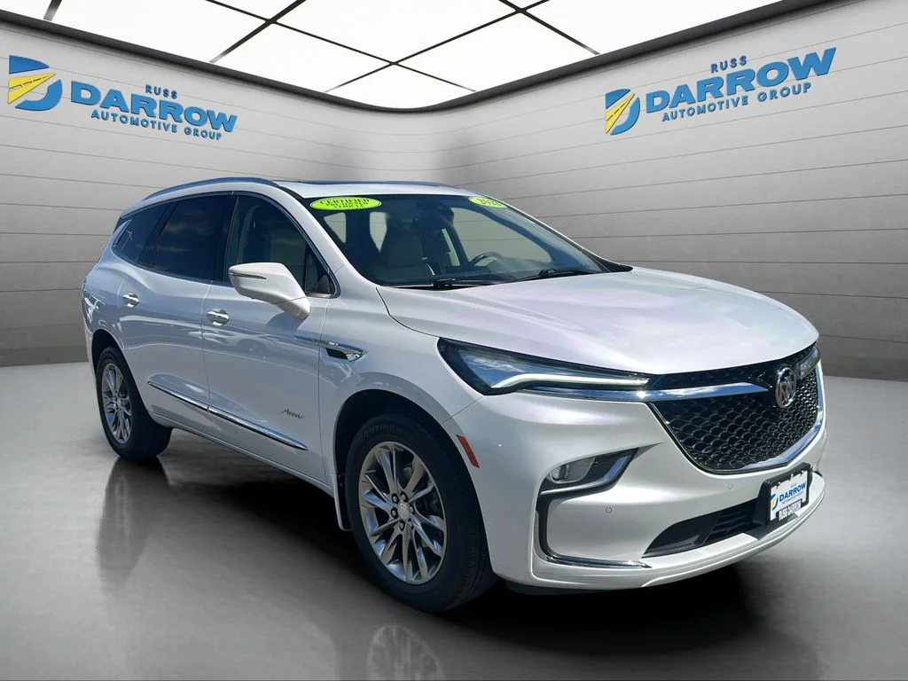 Used 2022 White Buick Avenir image 7