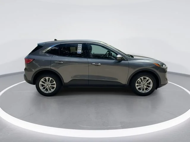 Used 2021 Gray Ford SE image 9