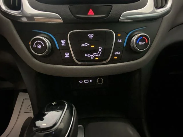 Used 2020 Blue Chevrolet LS image 19