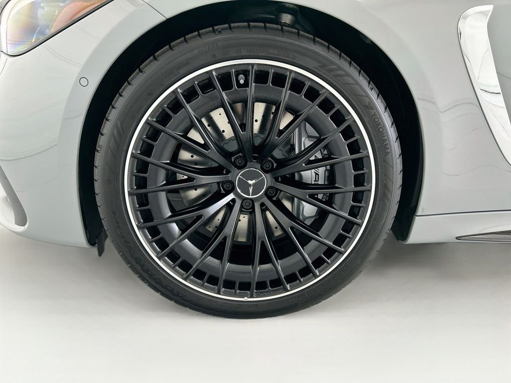 New 2027 MANUFAKTUR Alpine Grey Mercedes-Benz CLE 53 AMG® image 26
