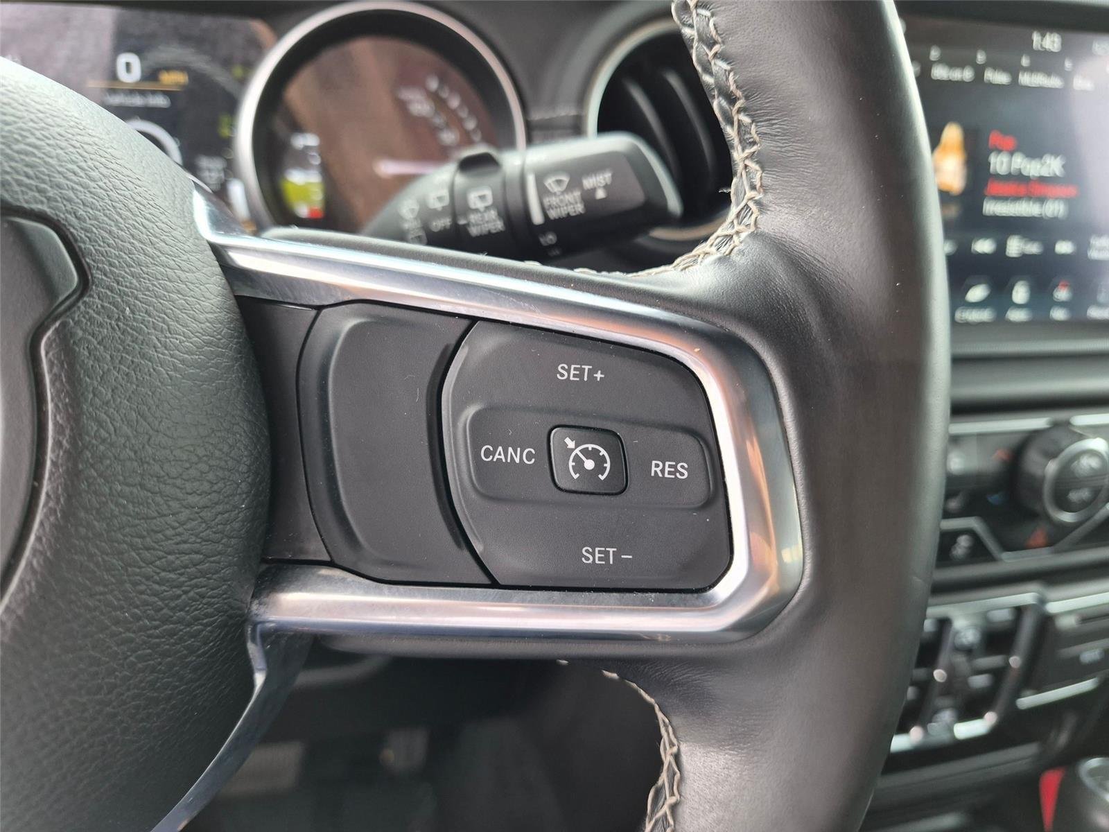 Used 2022 Sting-Gray Clearcoat Jeep Unlimited Sahara image 18