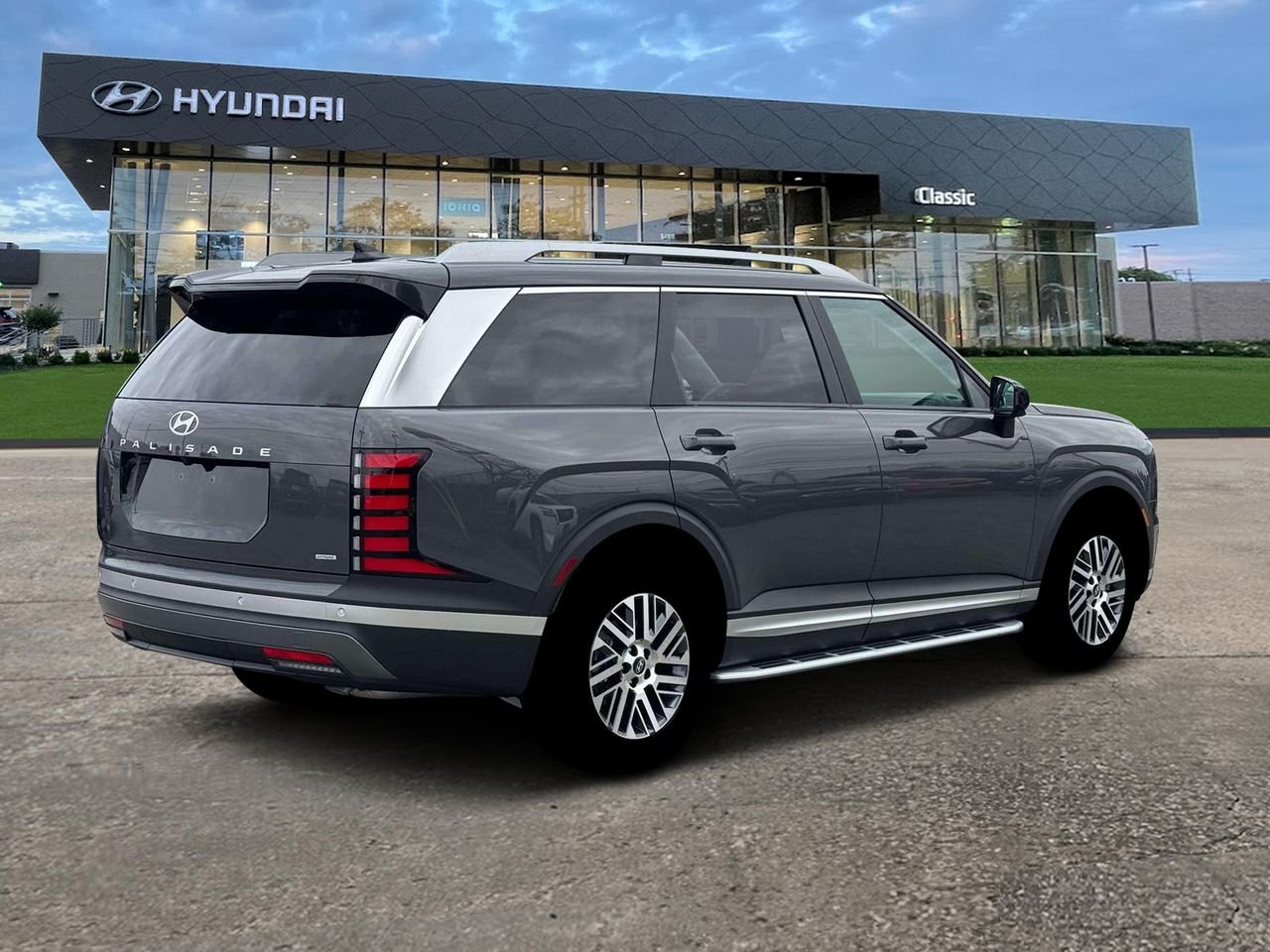 New 2026 Ecotronic Gray Metallic Hyundai SEL 7P image 8
