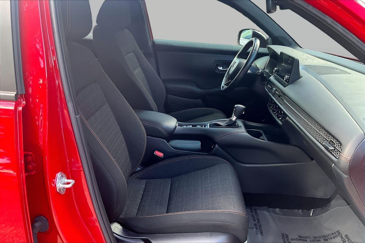 Used 2025 Milano Red Honda Sport image 8