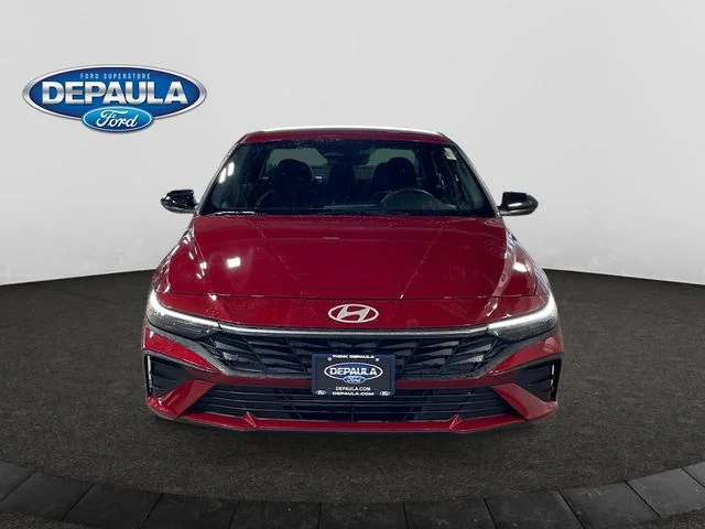 Certified Used 2025 Red Hyundai SEL Sport image 10