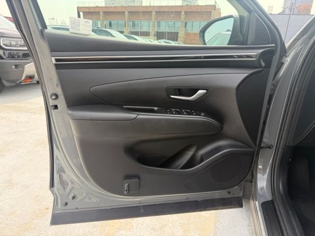 Used 2024 Gray Hyundai SEL image 11