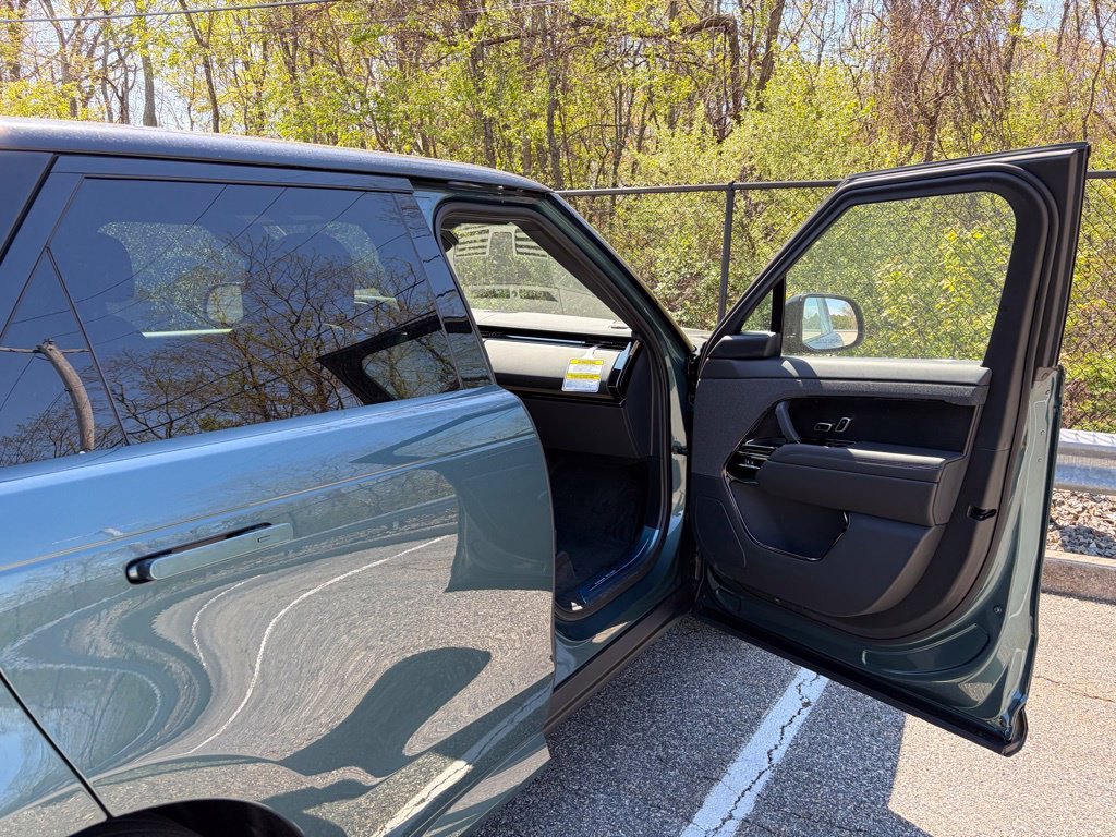 New 2026 Green Land Rover Dynamic SE image 14