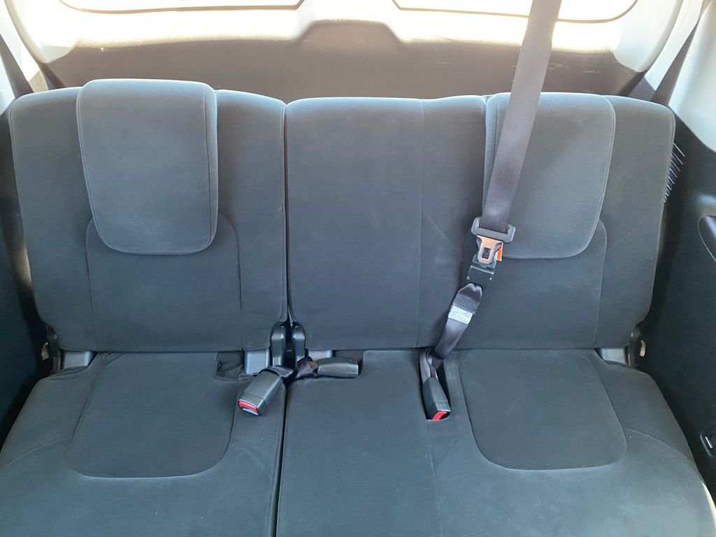 Used 2018 Blue Nissan SV image 26