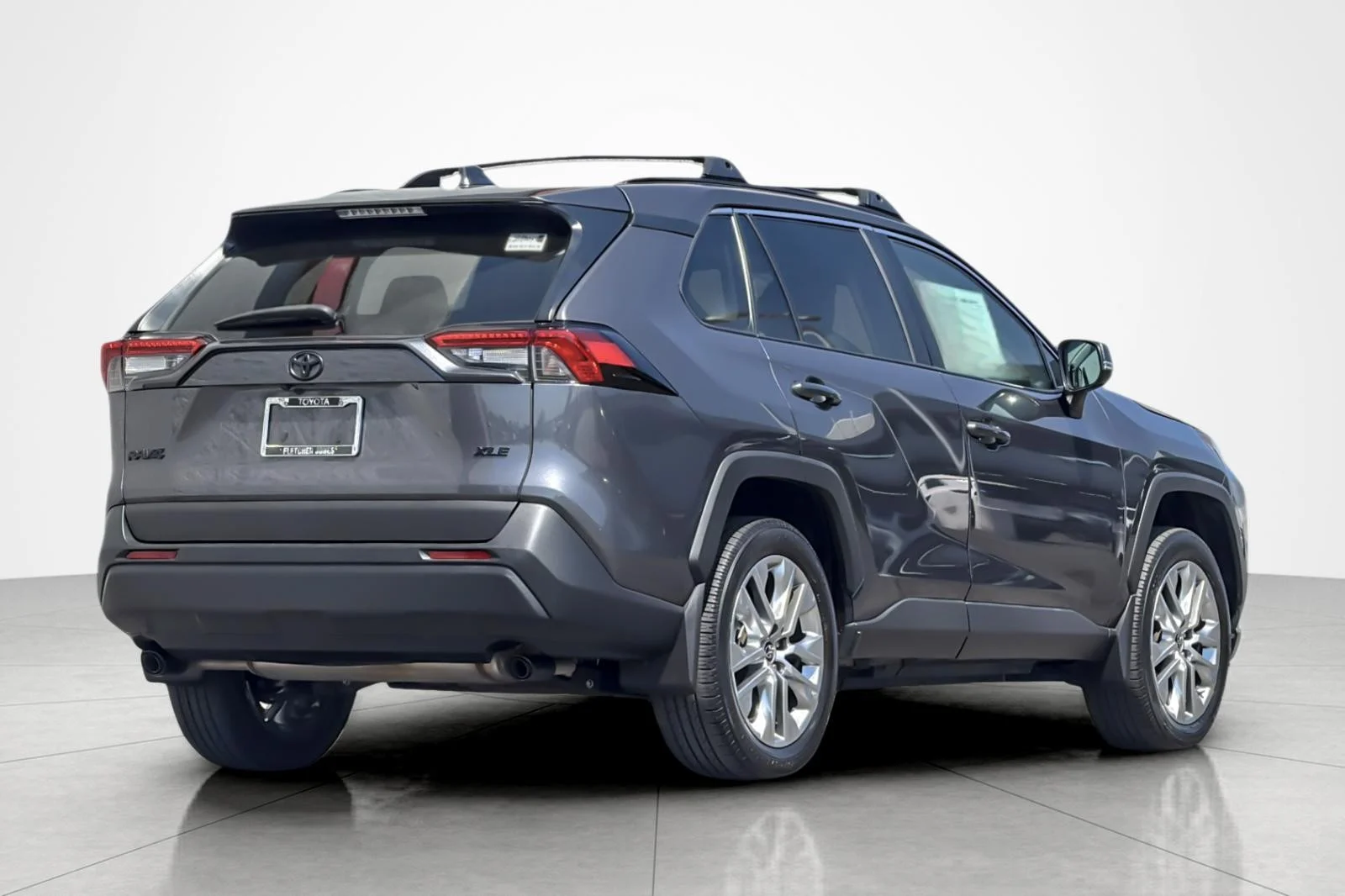 Certified Used 2024 MAGNETIC GRAY Toyota XLE Premium image 5