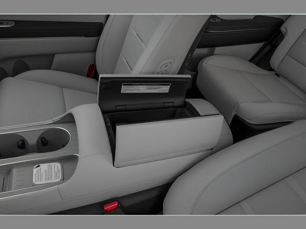 New 2027 White Hyundai Calligraphy image 13