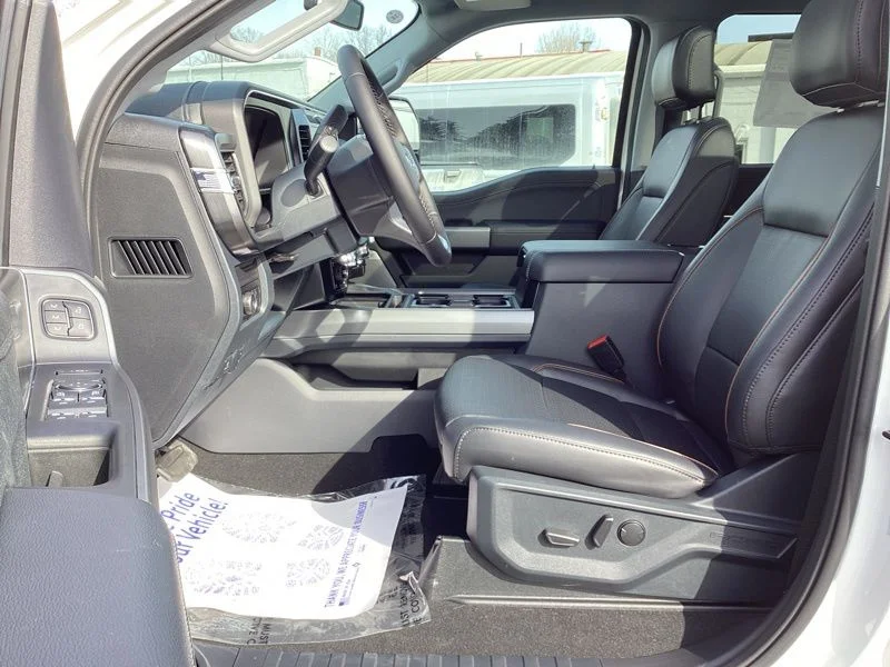 New 2026 Star White Metallic Tri-Coat Ford F-350® Lariat® image 34