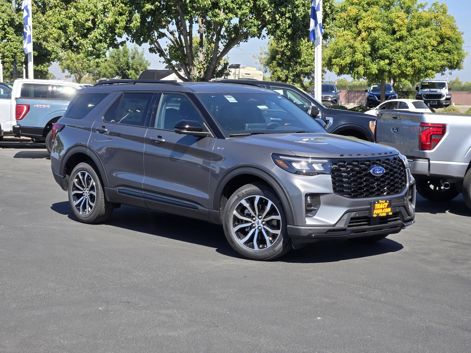 New 2026 Carbonized Gray Metallic Ford ST-Line image 1