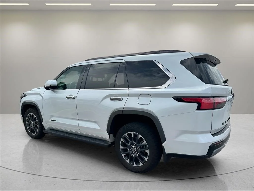 Used 2023 Pearl Toyota Limited image 19