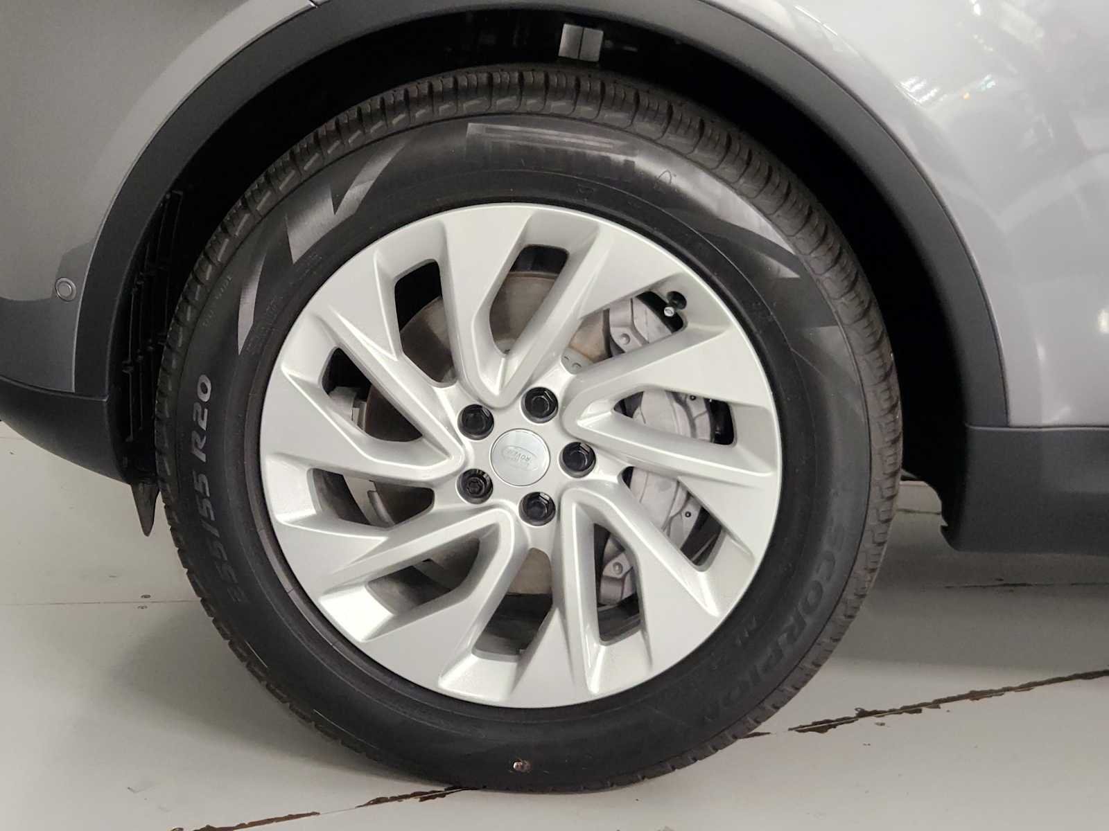 New 2026 Eiger Grey Land Rover S image 8