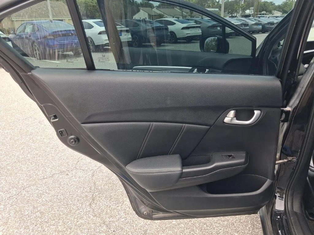 Used 2015 Black Honda EX-L image 21